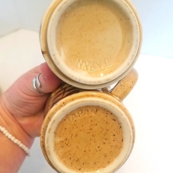 Vintage Mid Century Stoneware Speckled Coffee Mugs Made in Japan - Picture 8 of 8